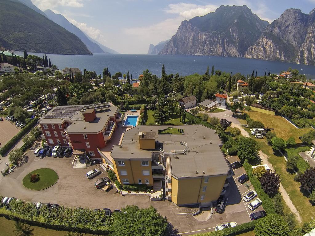 Residence Toblini Torbole Sul Garda Exterior foto